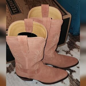 Tecovas Women's Boots The Josie Desert Rose 9B Relic Sole Gently Use + 2 coozies